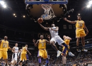 PG电子官网-赛道与球场的双重奏，当F1街道赛遇上澳大利亚险胜塞维利亚