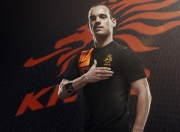 PG中国登录入口-意甲焦点战与76人横扫凯尔特人，体育世界的双重奏